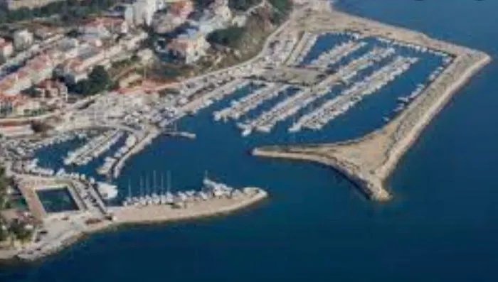 Lungomare アパート