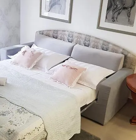 Lungomare Apartment *